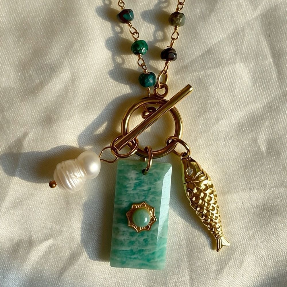 Boutique | Hand Made Fish Pearl Bead Necklace